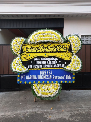 Papan Bunga Duka di Akeguraci